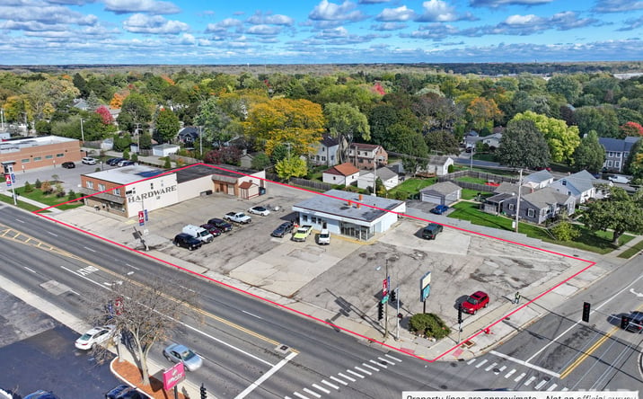Pictures of Land, Retail property located at 426 S Milwaukee Ave, Libertyville, IL 60048 for sales - image #1