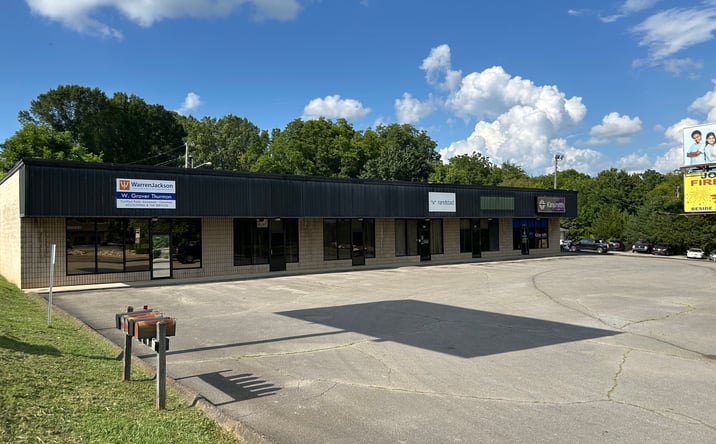 Pictures of Retail property located at 600 Decatur Pike, Athens, TN 37303 for sales - image #1