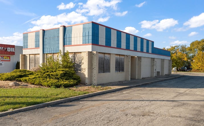 Pictures of Business for Sale, Retail property located at 2060 81st Ave, Merrillville, IN 46410 for sales - image #1