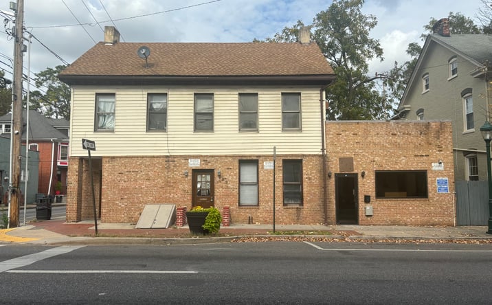 Pictures of Multifamily property located at 200-202 E Franklin St, Hagerstown, MD 21740 for sales - image #1