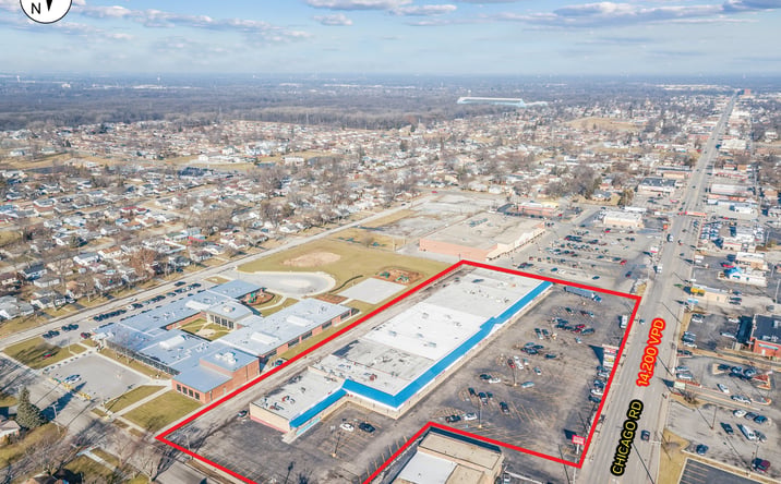 Pictures of Retail property located at 3300 Chicago Rd, South Chicago Heights, IL 60411 for sales - image #1