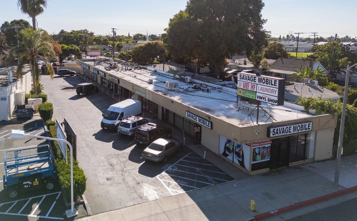 Pictures of Retail property located at 5960 Florence Avenue, Bell Gardens, CA 90201 for sales - image #1