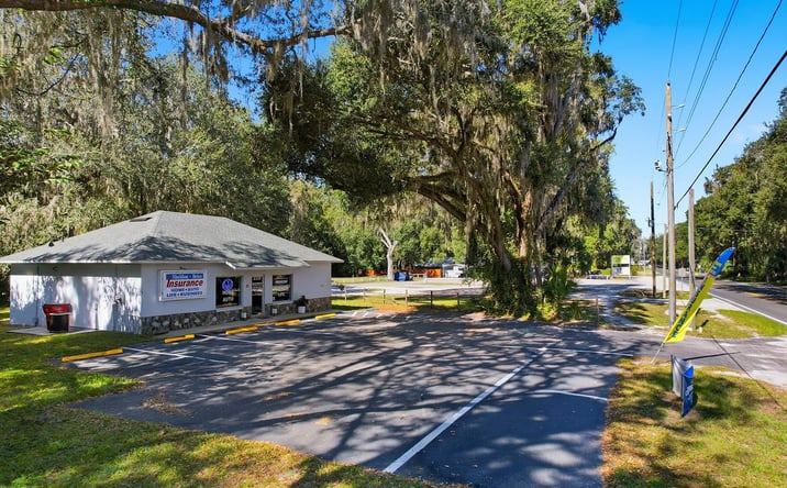 Pictures of Office property located at 2339 N County 470 Road, Lake Panasoffkee, FL 33538 for sales - image #1