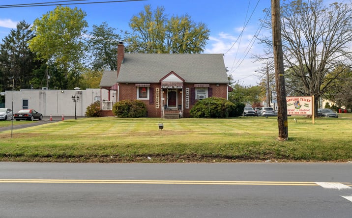 Pictures of Retail property located at 2 Meetinghouse Rd, Hatboro, PA 19040, 297–303 W County Line Road, Hatboro, PA 19040 for sales - image #1