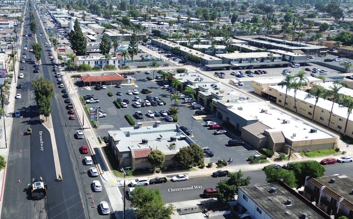 Pictures of Retail property located at 701 Broadway, El Cajon, CA 92021, 777 Broadway, El Cajon, CA 92021 for sales - image #1