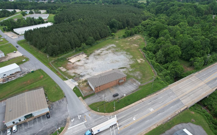 Pictures of Industrial property located at 354 Hyatt Street, Gaffney, SC 29341 for sales - image #1