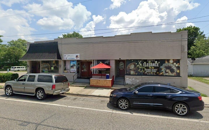 Pictures of Retail property located at 212 W LAUREL Street, Springfield, IL 62704 for sales - image #1