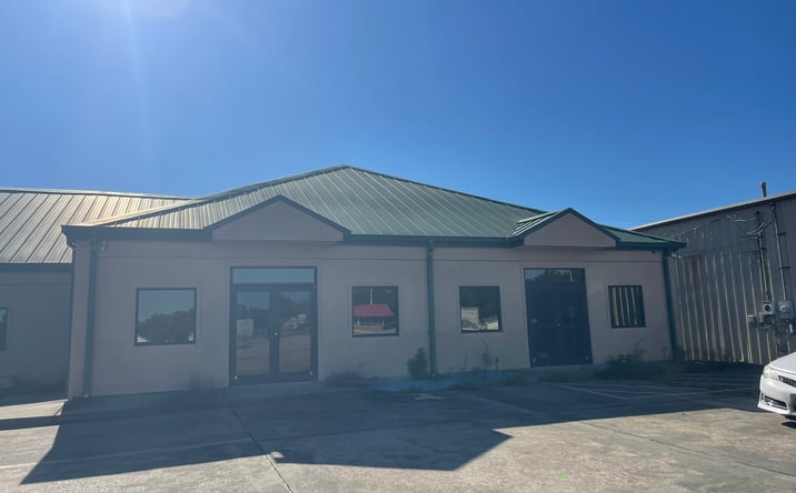 Pictures of Office, Retail property located at 25073 LA-1, Plaquemine, LA 70764 for sales - image #1