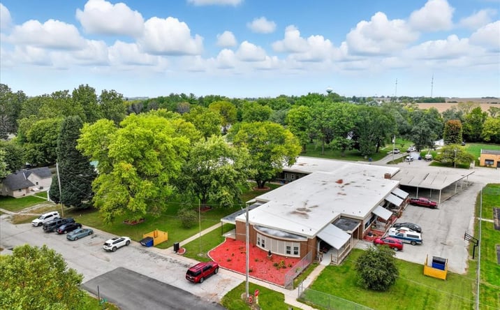 Pictures of Multifamily property located at 409 E 9th St, Malvern, IA 51551 for sales - image #1