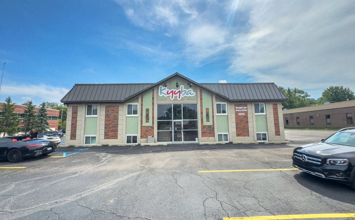 Pictures of Office property located at 28230 Orchard Lake Rd, Farmington Hills, MI 48334 for sales - image #1