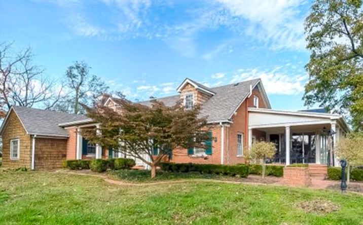Pictures of Land property located at 2680 Newtown Pike, Lexington, KY 40511-8499 for sales - image #1