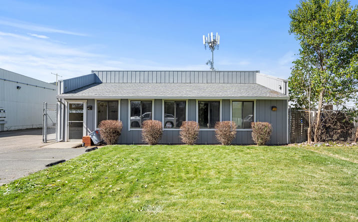 Pictures of Industrial property located at 2020 Industry Rd, Ukiah, CA 95482 for sales - image #1