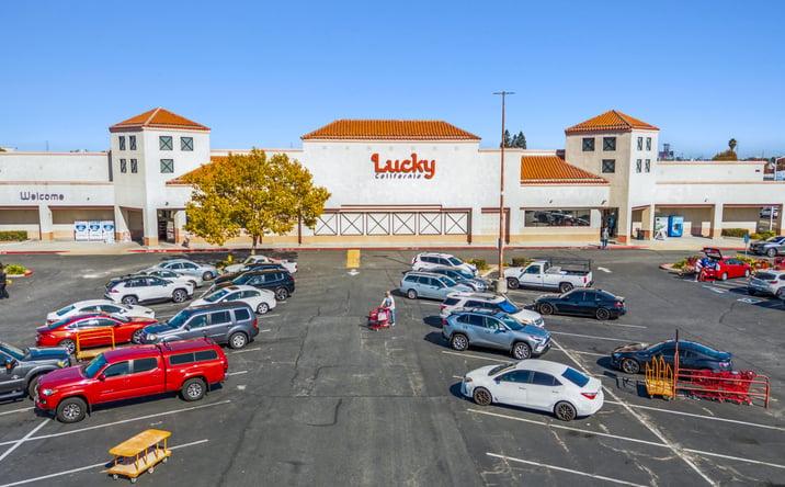 Pictures of Retail property located at 1133 Old County Rd, San Carlos, CA 94070 for sales - image #1
