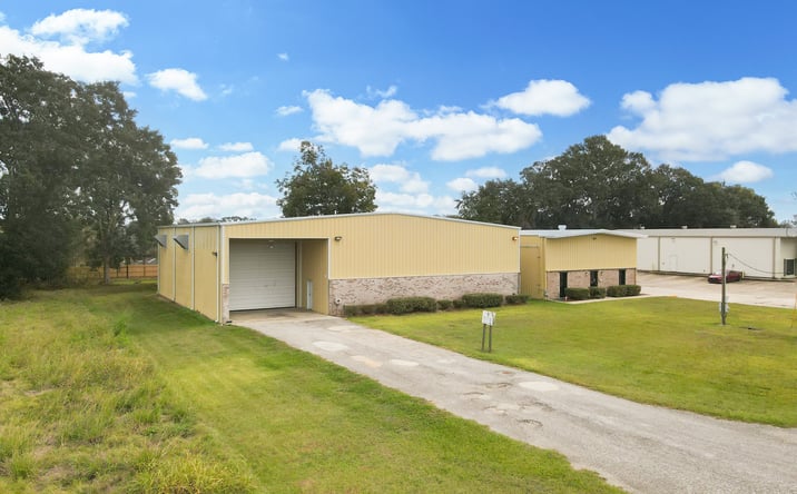 Pictures of Industrial, Office property located at 206 Burgess Dr, Broussard, LA 70518 for sales - image #1