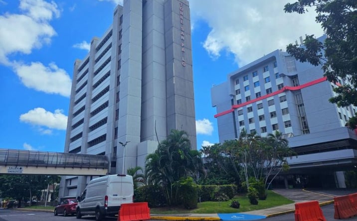 Pictures of Mixed Use property located at Santa Cruz 68 Bo Juan Sanchez Edif Medico Santa Cr, Bayamon, Puerto Rico 00961 for sales - image #1