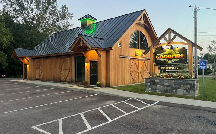 Pictures of Retail property located at 3627 Waterbury Stowe Road, Waterbury, VT 05677 for sales - image #1