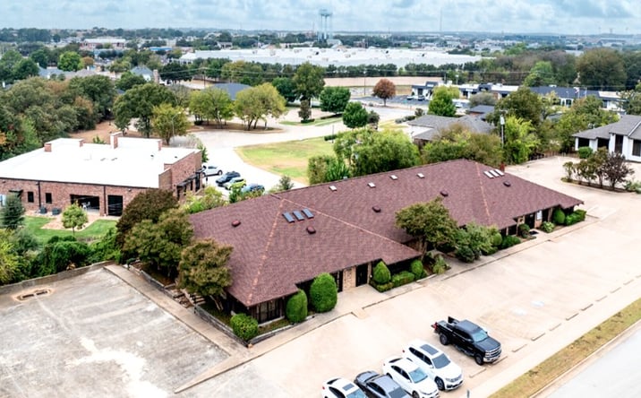 Pictures of Office property located at 1721 Cimarron Trail, Hurst, TX 76054 for sales - image #1