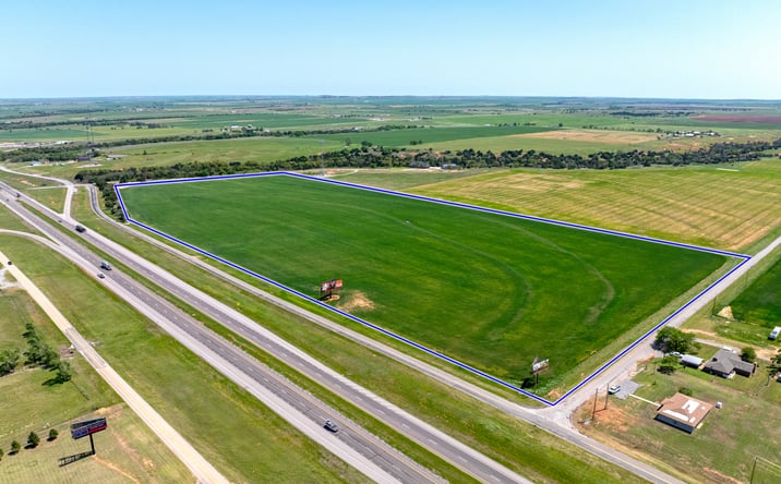 Pictures of Land property located at 3052 I-40 S Service Rd, Hydro, OK 73048 for sales - image #1