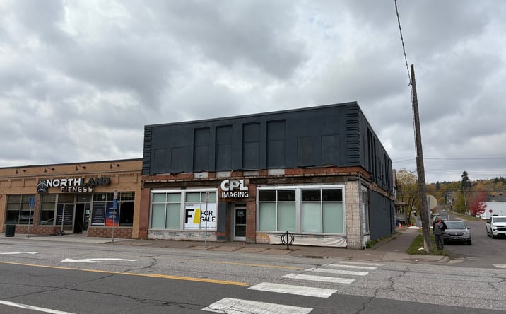 Pictures of Retail property located at 2301 W Superior St, Duluth, MN 55806 for sales - image #1