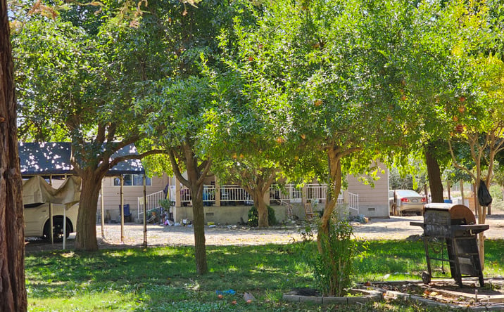 Pictures of Multifamily property located at 14398 Avenue 88, Pixley, CA 93256 for sales - image #1