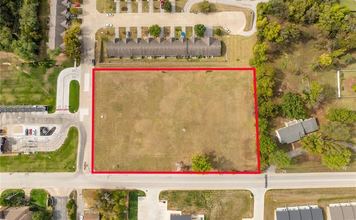 Pictures of Land property located at 2550 E 5th Street, Washington, MO 63090 for sales - image #1