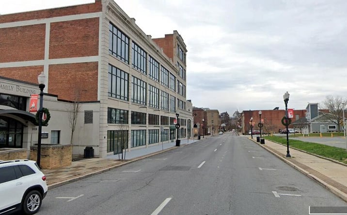 Pictures of Retail, Mixed Use property located at 1421 12th Ave, Altoona, PA 16601 for sales - image #1