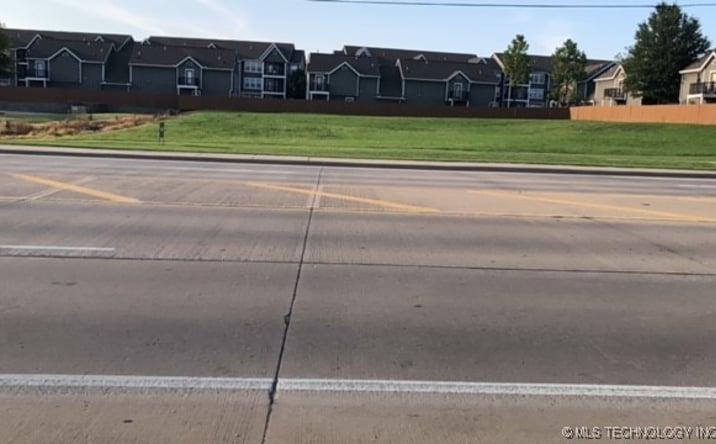 Pictures of Land property located at E 86th Street N, Owasso, OK 74055 for sales - image #1