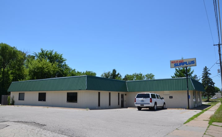 Pictures of Retail property located at 1202 Army Post Road, Des Moines, IA 50315 for sales - image #1