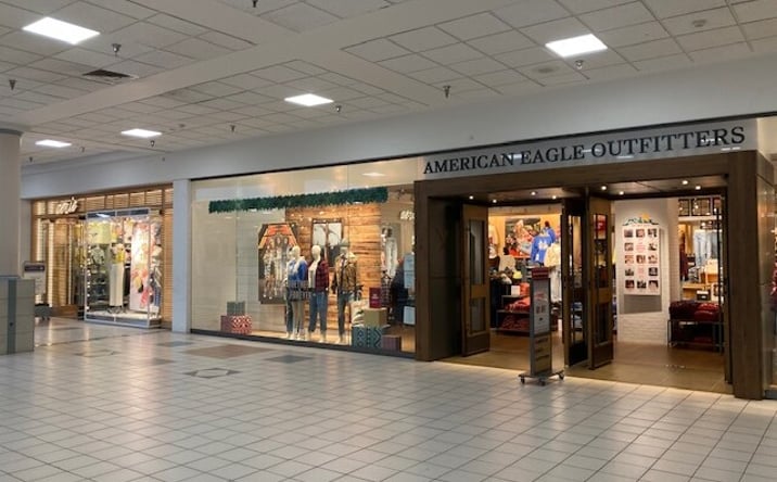 Pictures of Retail property located at 5580 Goods Ln, Altoona, PA 16602 for sales - image #1