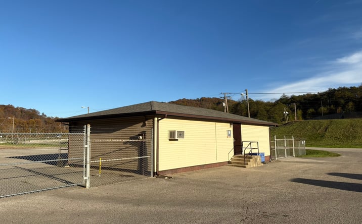 Pictures of Industrial, Office property located at 1255 Lakeside Dr, Jackson, KY 41339 for sales - image #1