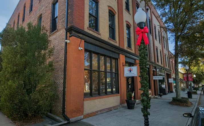 Pictures of Office property located at 105-111 W Central Avenue, Valdosta, GA 31602 for sales - image #1