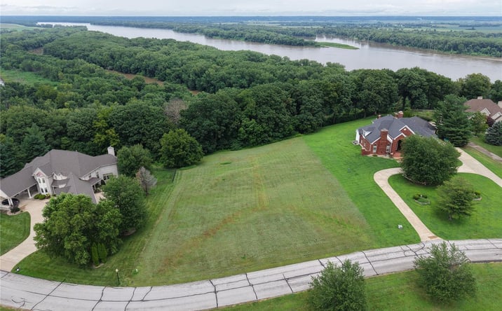 Pictures of Land property located at 12 Orchard Point Road, Hannibal, MO 63401 for sales - image #1
