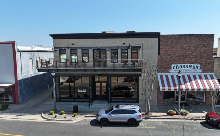 Pictures of Retail, Mixed Use property located at 912 Front Street, Conway, AR 72032 for sales - image #1