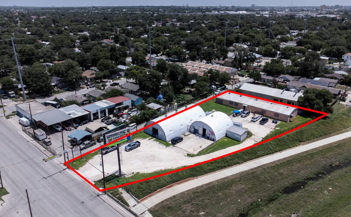 Pictures of Industrial property located at 1010 N Zarzamora St, San Antonio, TX 78207 for sales - image #1