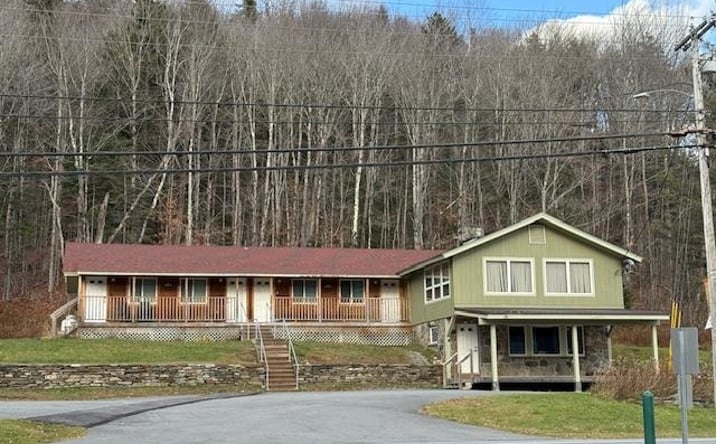 Pictures of Hospitality property located at 136 Vermont Rte 100, Dover, VT 05356 for sales - image #1