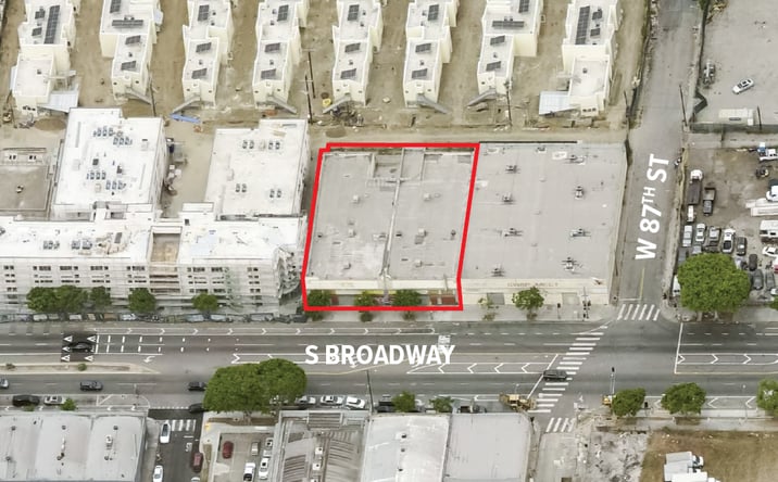 Pictures of Industrial property located at 8713 S Broadway, Los Angeles, CA 90003 for sales - image #1