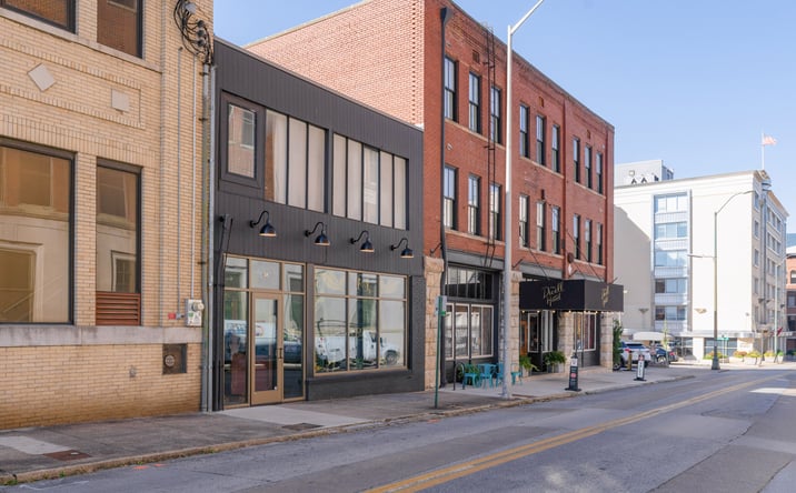 Pictures of Retail property located at 124 E 10th St, Chattanooga, TN 37402 for sales - image #1