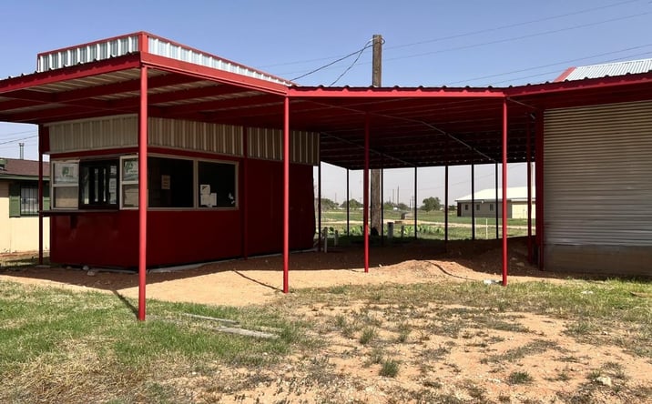 Pictures of Mixed Use, Office, Retail property located at 3806 Idalou Road, Lubbock, TX 79403 for sales - image #1