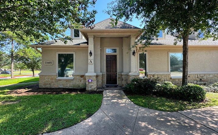 Pictures of Office property located at 11601 Spring Cypress Rd, Tomball, TX 77377 for sales - image #1