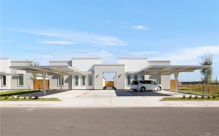Pictures of Multifamily property located at 1016 Palm Drive, Alamo, TX 78516 for sales - image #1