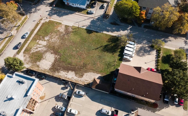 Pictures of Land property located at 513 N. 16th St., Manhattan, KS 66502 for sales - image #1