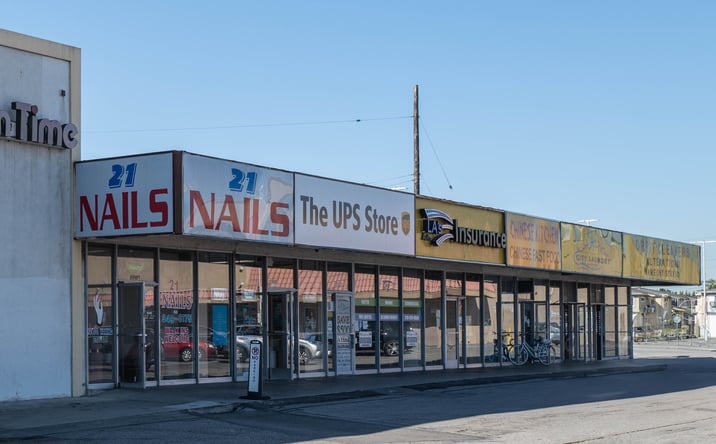 Pictures of Industrial, Retail property located at 11907 Hawthorne Blvd, Hawthorne, CA 90250 for sales - image #1