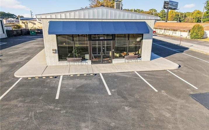 Pictures of Office property located at 1142 Main Street, Forest Park, GA 30297 for sales - image #1