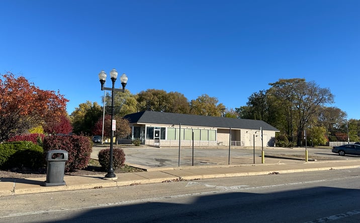 Pictures of Retail, Land property located at 1017 W. Main St, Peoria, IL 61606 for sales - image #1