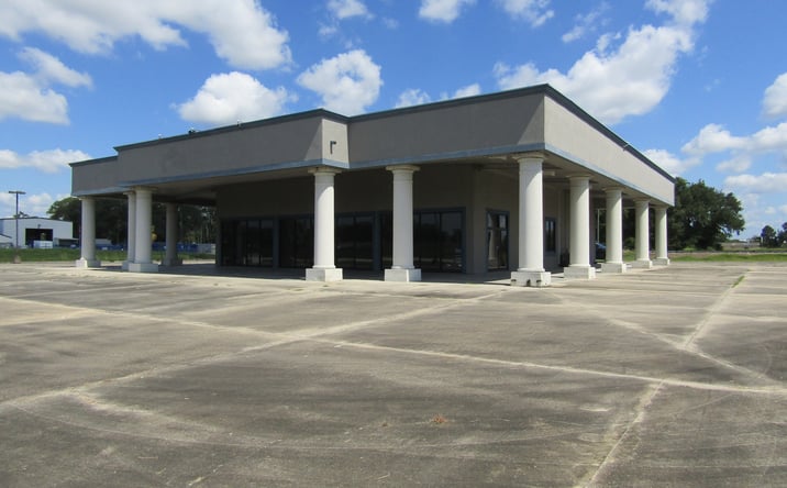 Pictures of Office, Retail property located at 1104 E Highway 90, New Iberia, LA 70560 for sales - image #1