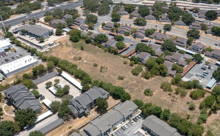 Pictures of Land property located at 9735 Fredericksburg Rd, San Antonio, TX 78240 for sales - image #1