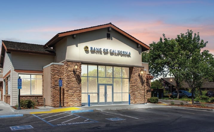 Pictures of Retail property located at 5126 N Palm Ave, Fresno, CA 93704 for sales - image #1