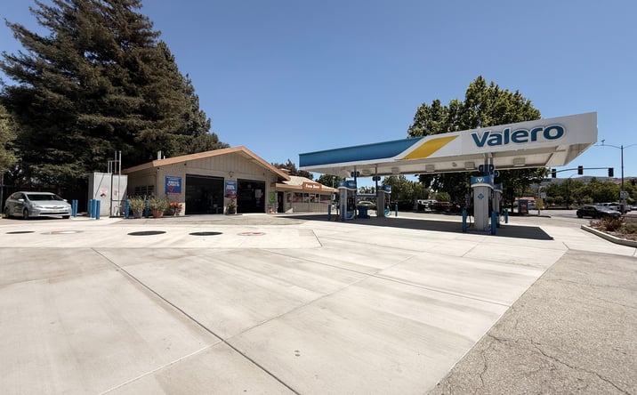 Pictures of Retail property located at 2350 San Ramon Valley Blvd, San Ramon, CA 94583 for sales - image #1