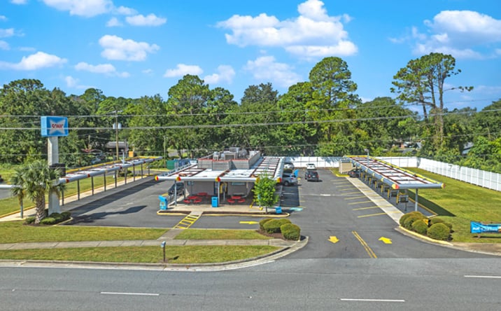 Pictures of Retail property located at 395 Charlie Smith Sr Hwy, St. Marys, GA 31558 for sales - image #1