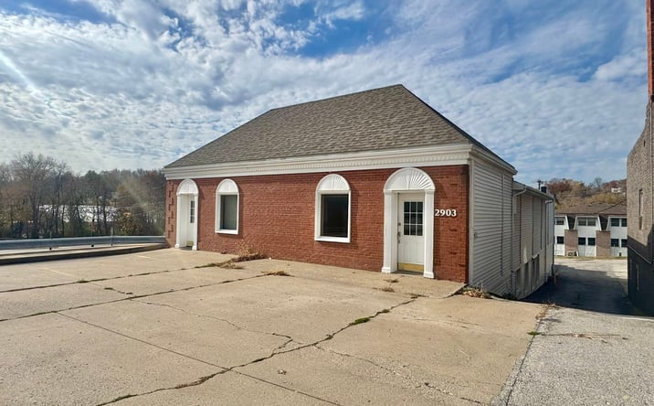 Pictures of Office property located at 2903 Saint Marys Avenue, Hannibal, MO 63401 for sales - image #1